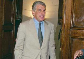 Διαφωνία Παπαντωνίου – Β.Παπανδρέου για τα κονδύλια της κοινωνικής πολιτικής