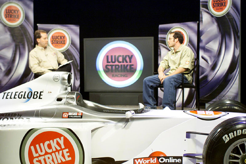 Formula 1: Δεν υπάρχει λόγος να αλλάξει η ηγεσία της BAR, σύμφωνα με τον J.Villeneuve