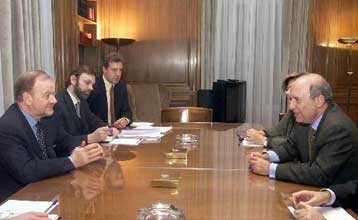 Βαλκάνια και ευρωτουρκικές σχέσεις στο επίκεντρο των συνομιλιών Σημίτη – Κουκ