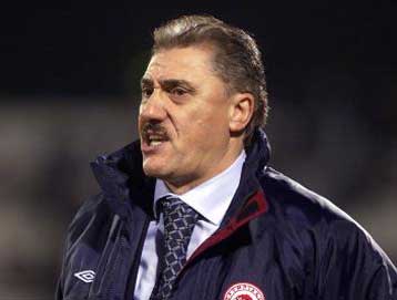 Θέλω νίκες με ΑΕΚ και Λυών