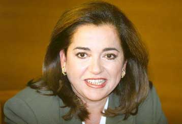 Η κυβέρνηση να ξεκαθαρίσει τι συμφωνία έκαναν οι Παπανδρέου και Τζεμ, δηλώνει η Μπακογιάννη