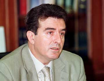 Η τοποθέτηση Αμερικανού αξιωματούχου στην ηγεσία της Ιντερπόλ αναμένεται να εγκριθεί στη Ρόδο