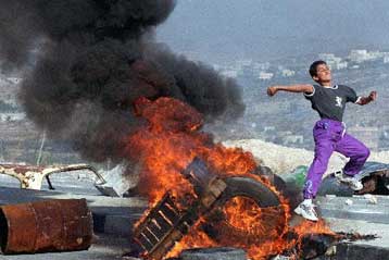 Μάχες με αμείωτη ένταση στη Μέση Ανατολή αλλά και στην Κνεσέτ