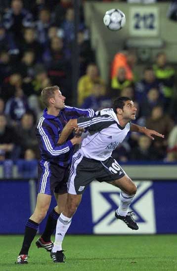 Η Πόρτο στην Πορτογαλία και η Μπριζ στο Βέλγιο προηγούνται στη βαθμολογία