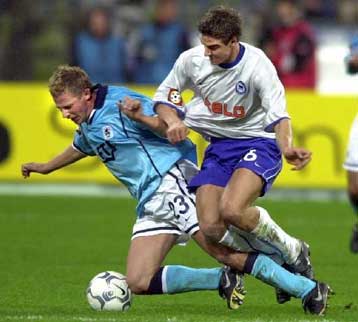 Νίκη με 3-2 για την Κολoνία επί της Στουτγάρδης, η Χέρτα επικράτησε εκτός έδρας της Μόναχο 1860