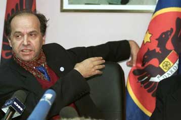 Για συντριπτική νίκη με 60% κάνει λόγο το κόμμα του Ρουγκόβα