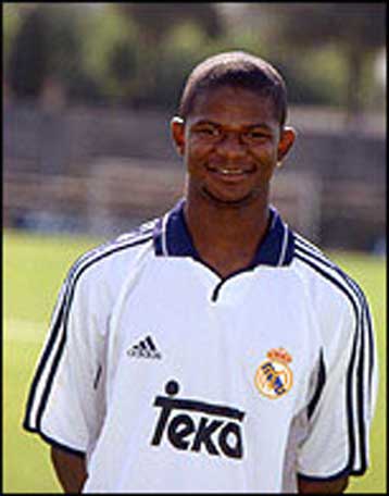 Στη Μίλαν ο Σέζαρ, δανεικός έως και το τέλος της περιόδου