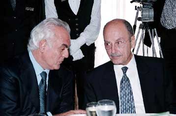 Σκληρή στάση έναντι της Αγκυρας ζητά ο υπουργός Αμυνας<i>Επικίνδυνη η ανοχή, τονίζει</i>