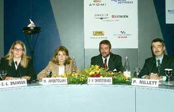 Στο 40% και το 80% οι συνδρομές σε Ιnternet και κινητή τηλεφωνία στην Ελλάδα εντός πενταετίας