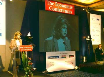 Ιnternet και κινητά «κερδίζουν» τους Έλληνες<i>Στο 40% και το 80% αντίστοιχα οι συνδρομές σε πέν