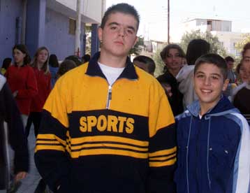 Παρέμβαση Ευθυμίου για να κρατήσει ο Αλβανός αριστούχος στη Μηχανιώνα τη σημαία στην παρέλαση