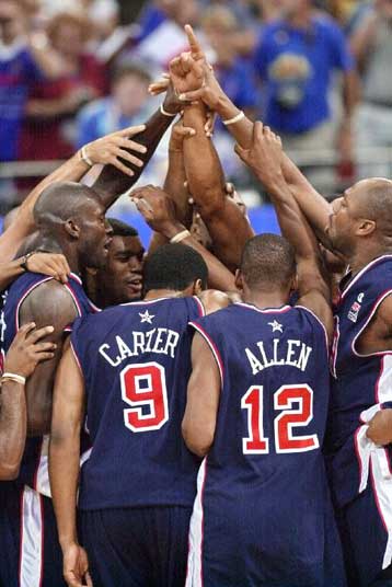 Η Dream Team δεν θα έλθει στους Ολυμπιακούς Αγώνες του 2004 στην Αθήνα