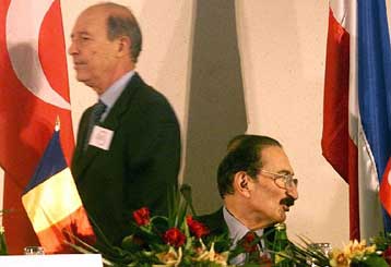 H Ελλάδα θα εμμείνει στη στρατηγική της για τα ελληνοτουρκικά<i>Για ελληνικές ευθύνες κάνει λόγ