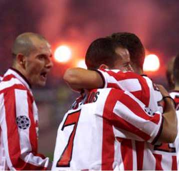 Κράτησε το όνειρο ζωντανό<i>Ο Ολυμπιακός νίκησε τη Βαλένθια 1-0</i>