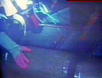 Οι δύτες ανέσυραν τρία πτώματα από το κουφάρι του Kursk