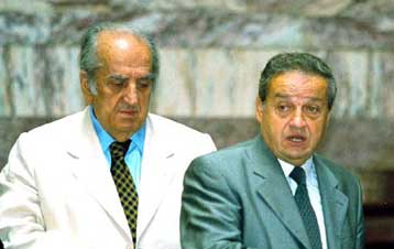 Ανεξάρτητη αρχή για τη διαφάνεια στις προμήθειες ζητούν τρεις βουλευτές του ΠΑΣΟΚ