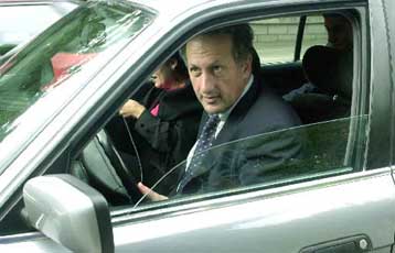 Αντιδράσεις εγείρει η επιστολή – εντολή Σημίτη προς τα μέλη του ΕΓ του ΠΑΣΟΚ