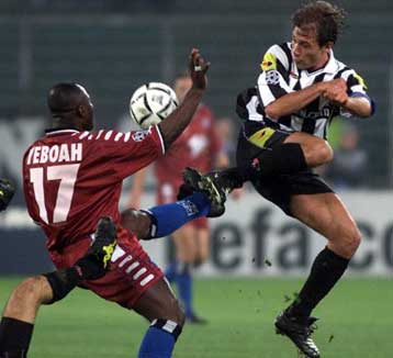 Δώρο… ζωής από το Αμβούργο στον Παναθηναϊκό  <i> Τα αποτελέσματα του Champions League </i>