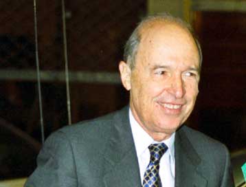 Η εξάλειψη των αντιπαλοτήτων και των εθνικισμών στα Βαλκάνια αποτελεί μονόδρομο, τόνισε ο Σημίτης