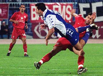 Ακόμη δεν κρίθηκε τίποτα</i>