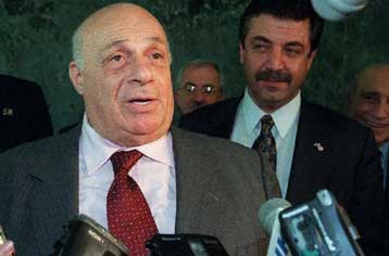 Ο τουρκικός Τύπος διατηρεί το κλίμα έντασης στις ελληνοτουρκικές σχέσεις