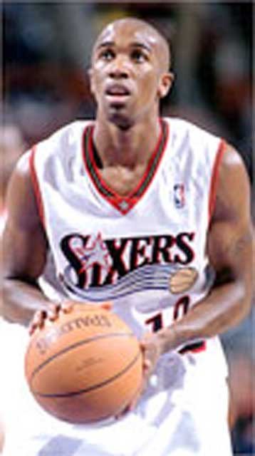 Xάνει τη σεζόν του ΝΒΑ ο Σπίντι Κλάξτον