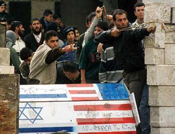 Πολιτική και «πολεμική» κινητικότητα στη Μέση Ανατολή