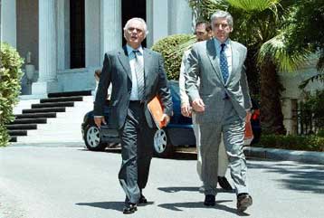 Για ΕΑΒ και εξοπλιστικό συναντώνται πρωθυπουργός – Παπαντωνίου – Τσοχατζόπουλος