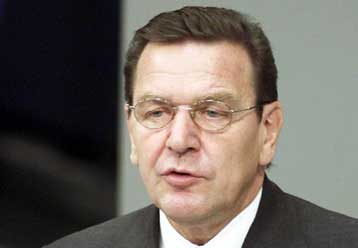 Πιθανή η διεύρυνση της ΕΕ έως το τέλος του 2002, δηλώνει ο Σρέντερ