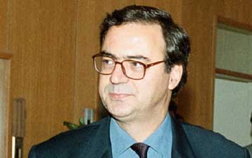 Την εφαρμογή πλαφόν στα καύσιμα μελετά η κυβέρνηση