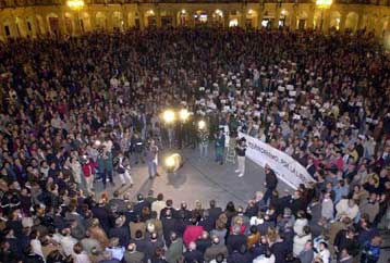 Οι Ισπανοί ξεσηκώνονται εναντίον της βίας της ΕΤΑ