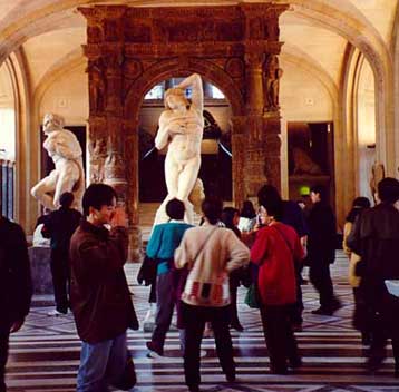 Το Μουσείο του Λούβρου παρουσιάζει «2.000 χρόνια δημιουργίας»