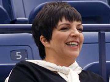 Σε κρίσιμη κατάσταση η υγεία της Μινέλι