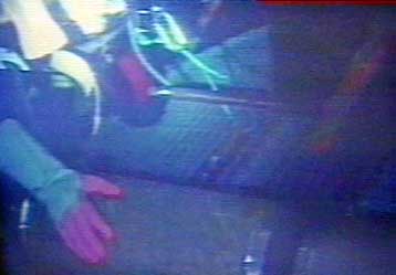 Συνεχίζεται η επιχείρηση ανάσυρσης των νεκρών του Kursk, παρά την επιδείνωση του καιρού