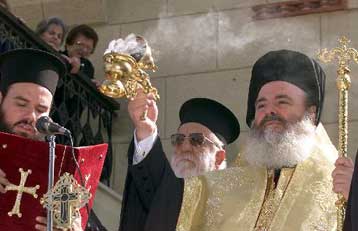 Η Εκκλησία δεν χρειάζεται λαπάδες κληρικούς, δηλώνει ο Αρχιεπίσκοπος