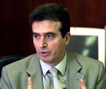 Στο Λονδίνο τη Δευτέρα ο Χρυσοχοΐδης<i>Συνεργασία Ελλάδας – Βρετανίας για την καταπολέμηση της τ