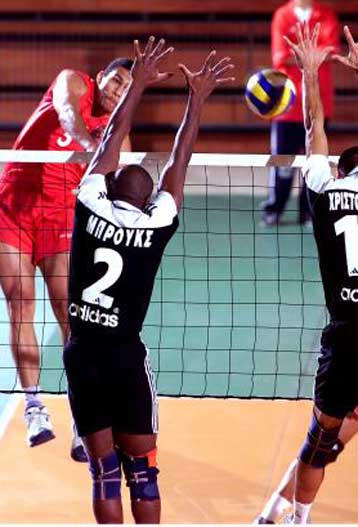 Μεγάλη νίκη της ΕΑ Πατρών επί της ΑΕΚ  <i>Τα αποτελέσματα στην Α1 ανδρών και γυναικών</i>