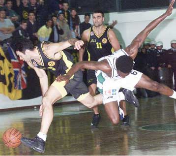 Αγώνας – διαφήμιση με νίκη του Αμαρουσίου 101-95 επί του μαχητικού Μίλωνα