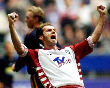 Νίκησε το Αμβούργο 2-0 την Αϊντραχτ Φρανκφούρτης<i>Τα αποτελέσματα της ένατης αγωνιστικής</i>