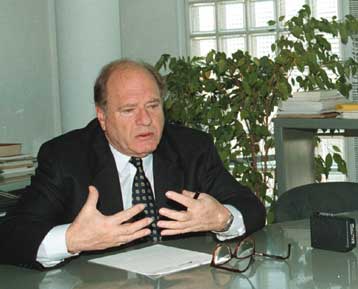 Σκληρή γραμμή σε ελληνοτουρκικά και Κυπριακό ζητά ο Γεράσιμος Αρσένης