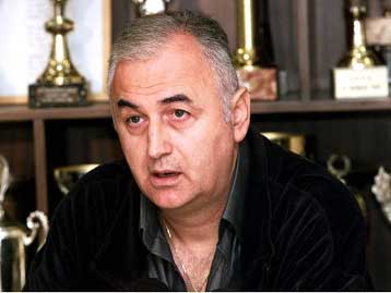 Στόχος το Σαπόρτα<i>Εγχειρίστηκε ο Γιάννης Σιούτης</i>