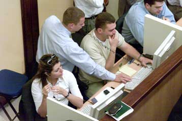 Στη Δικαιοσύνη προσφεύγει η Contalexis Financial Services