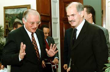 Με τη συμμετοχή της ΕΕ ο πέμπτος γύρος των συνομιλιών για το Κυπριακό <i>Αυστηρή προειδοποίηση Φ