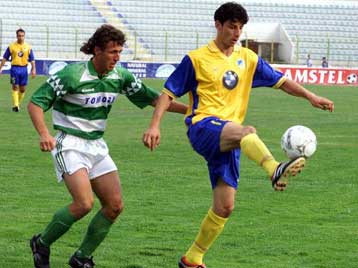 Κατάληψη στο γήπεδο του ΑΠΟΕΛ από φιλάθλους που απαιτούσαν παραίτηση διοίκησης – προπονητή