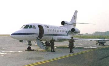 Σε «πάλη» αυτόματου πιλότου και χειριστή αποδίδει το δυστύχημα του Φάλκον έκθεση της Airclaims