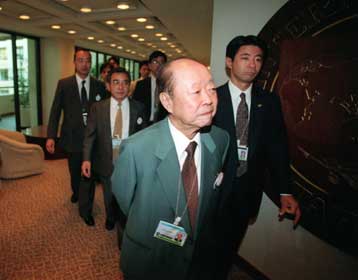 Διευρύνθηκε το εμπορικό πλεόνασμα στην Ιαπωνία – Στο 1,5% φέτος το ΑΕΠ