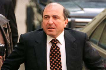 Το Κρεμλίνο έκανε έξωση στον Μπερεζόφσκι