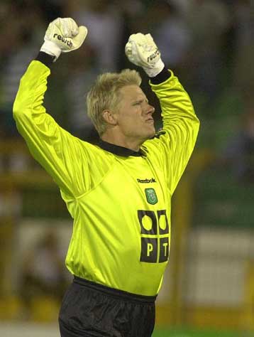 Τραυματίστηκε ο Σμάιχελ  και χάνει το ματς με την Πόρτο<i>Θα λείψει ένα μήνα, δήλωσε ο γιατρός τ