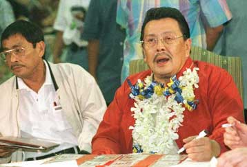 Για διαφθορά και δωροληψία κατηγορείται ο πρόεδρος των Φιλιππίνων