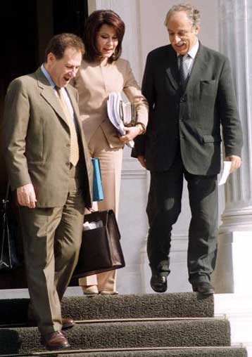 Ουσιαστικά παράνομο χαρακτήρισε το διαγωνισμό για τη θέση τεχνικών συμβούλων του 2004 ο Κ.Λαλιώτης